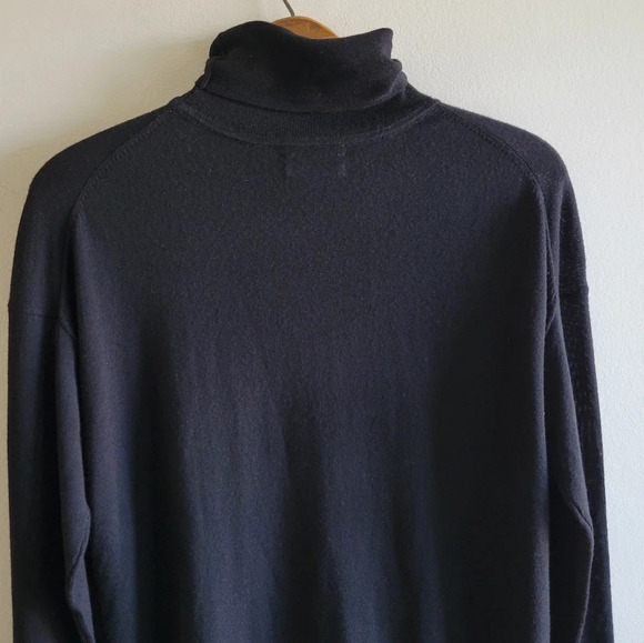 Babaton Lightweight 100% Wool Long Sleeve  Turtleneck - XS - Picture 4 of 12